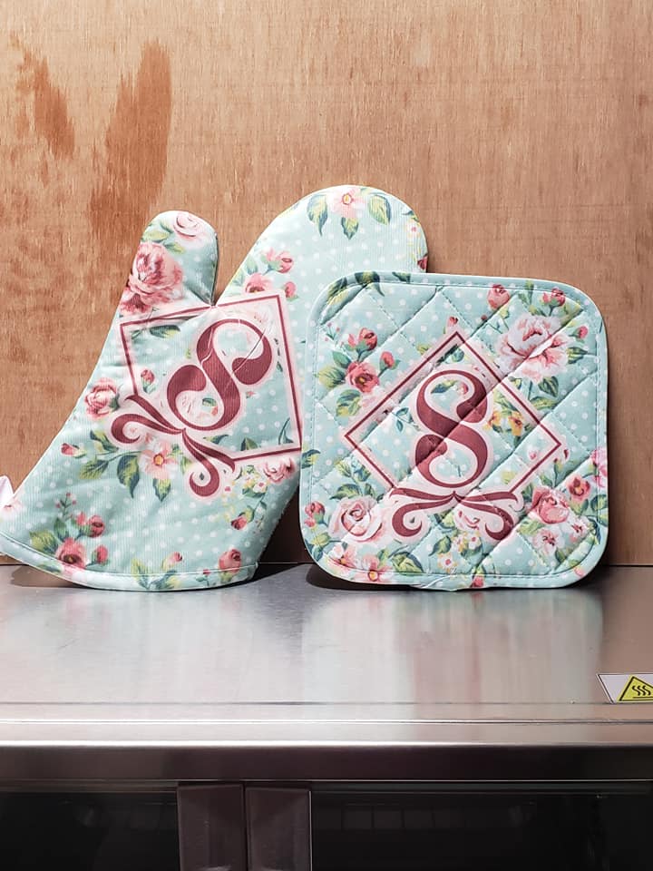 Oven Mitt Set